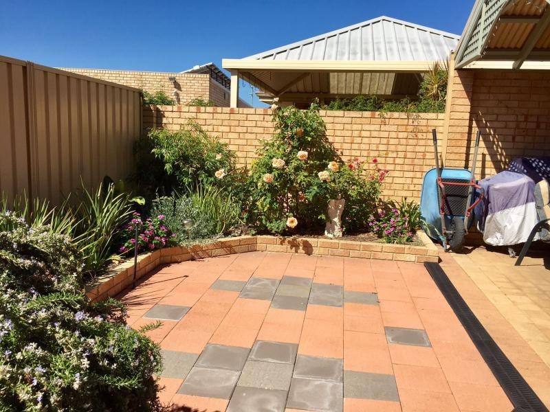 1/48 Houston Street, Rockingham WA 6168