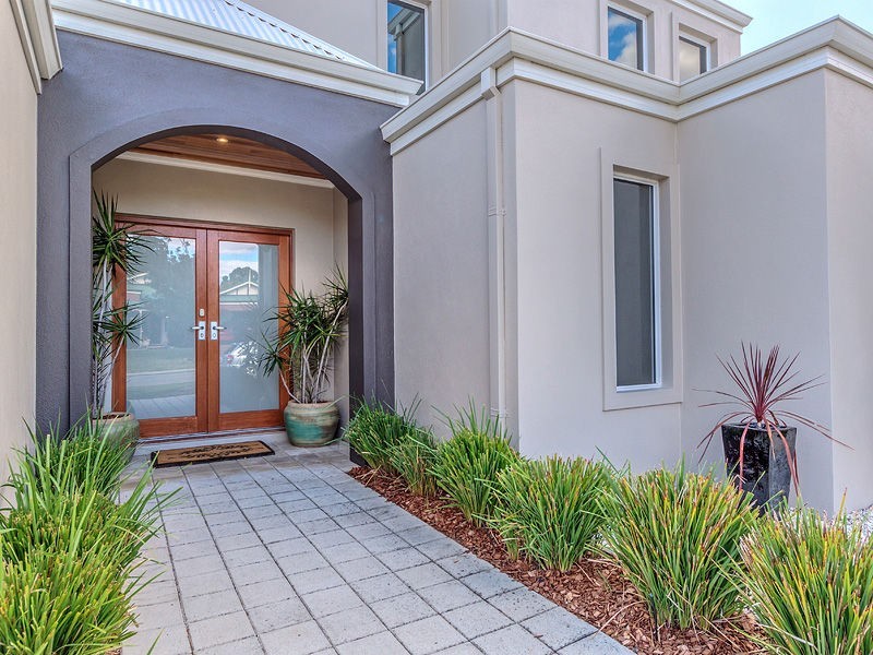 12 Portsea Gardens, Jandakot WA 6164