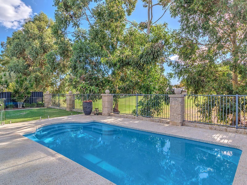 12 Portsea Gardens, Jandakot WA 6164