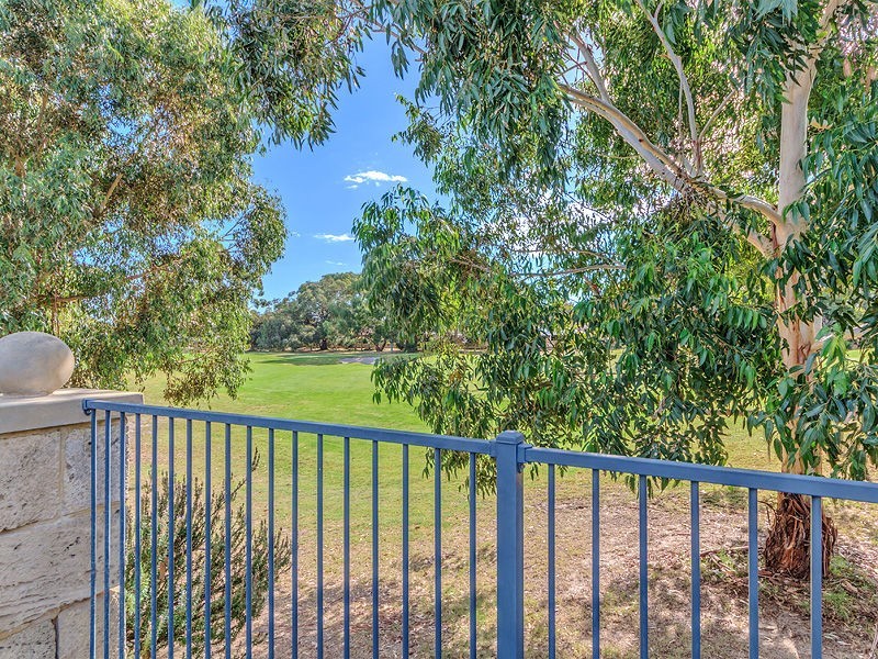 12 Portsea Gardens, Jandakot WA 6164