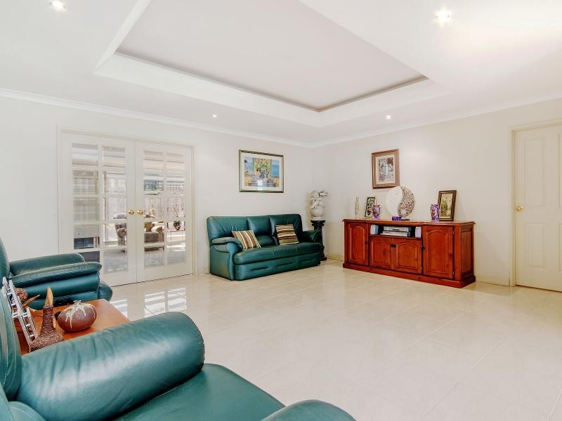 25 Grasshill Grange, Halls Head WA 6210