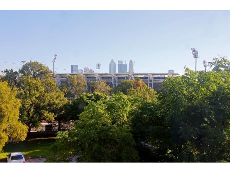 33/4 Bulwer Street, Perth WA 6000