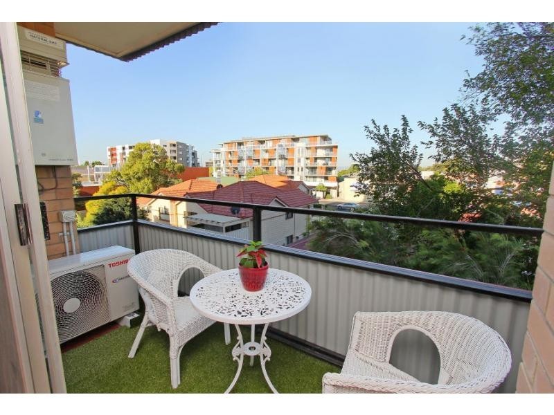 33/4 Bulwer Street, Perth WA 6000