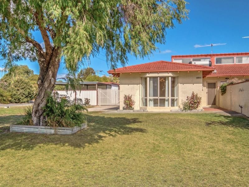 1/27 Victoria Street, Rockingham WA 6168