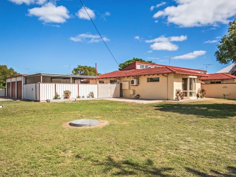 1/27 Victoria Street, Rockingham WA 6168