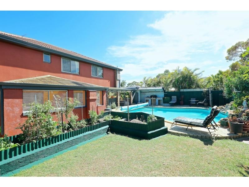 10 Batavia Place, Kallaroo WA 6025