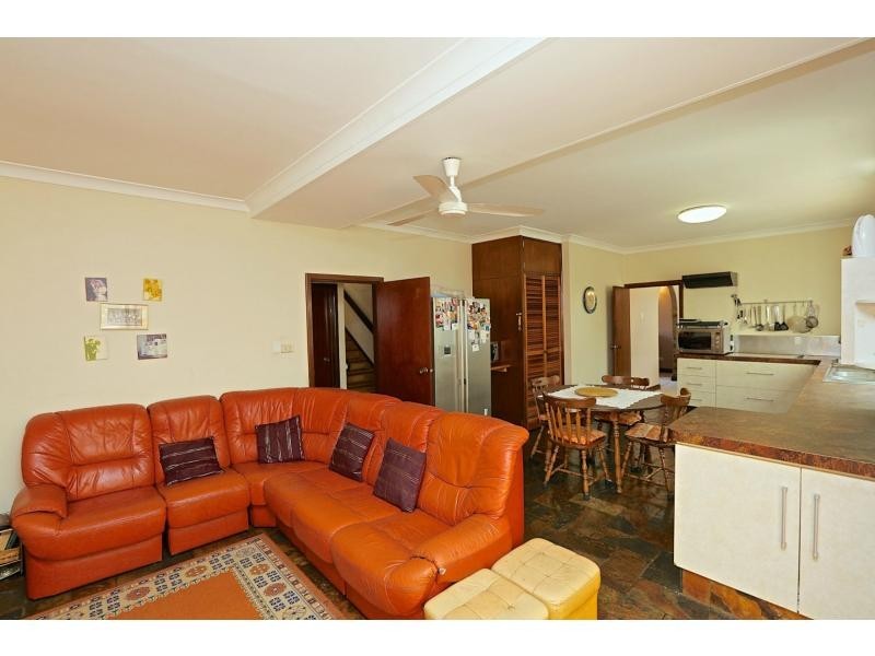 10 Batavia Place, Kallaroo WA 6025