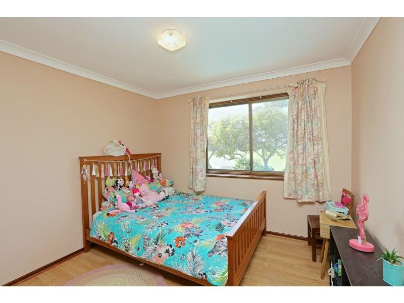 10 Batavia Place, Kallaroo WA 6025