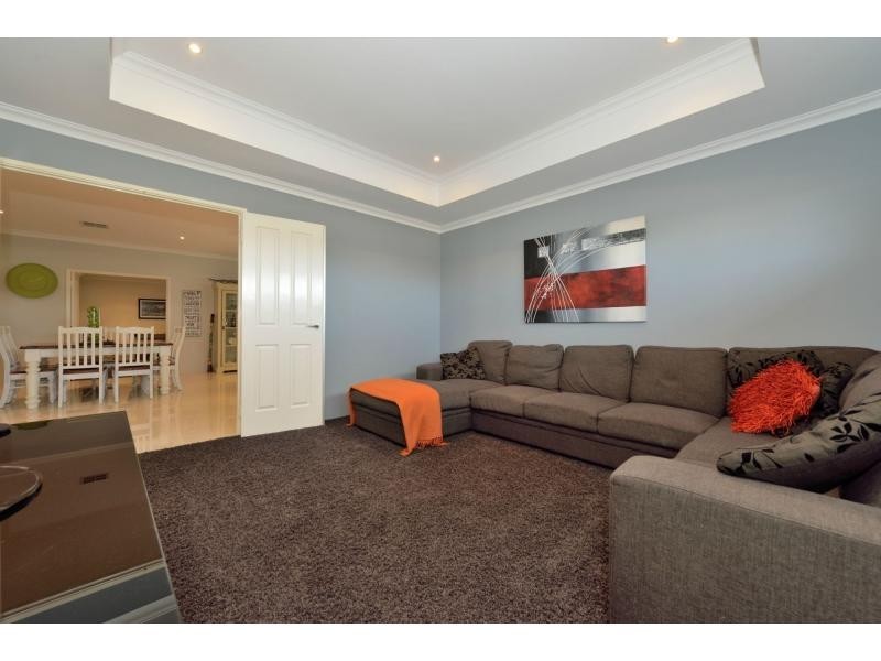 37 Makybe Drive, Baldivis WA 6171