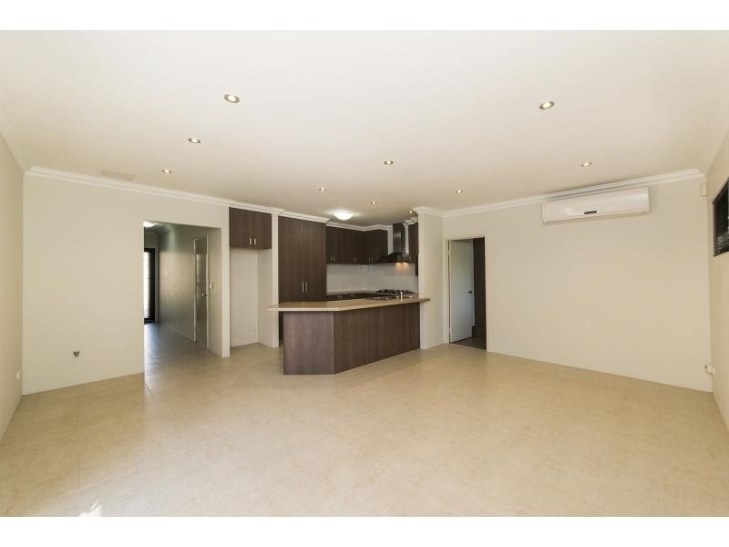 17B Loughton Way, Balga WA 6061