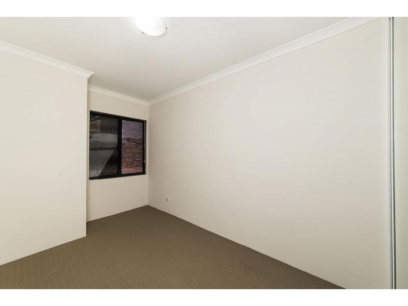 17B Loughton Way, Balga WA 6061