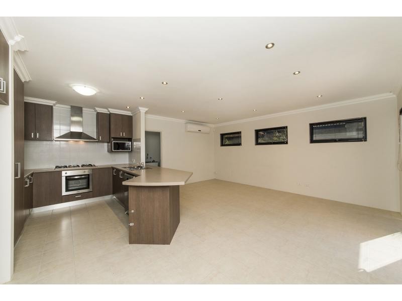 17B Loughton Way, Balga WA 6061