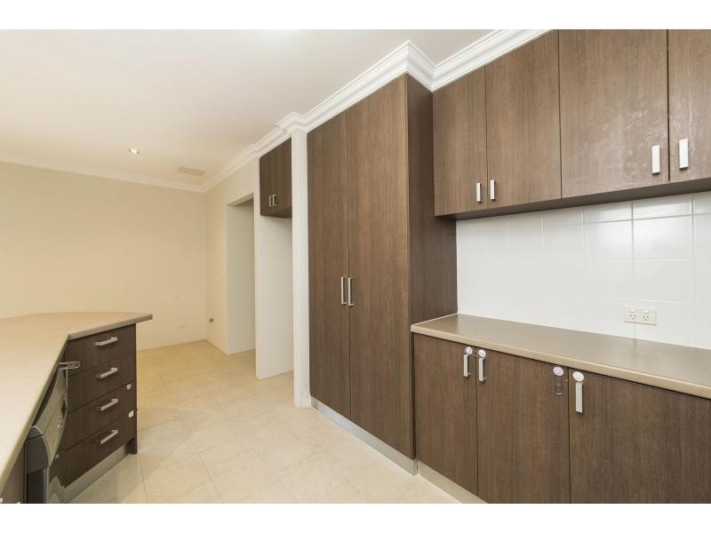 17B Loughton Way, Balga WA 6061