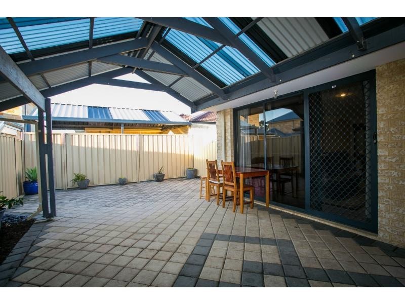 22c Eastdene Circle, Nollamara WA 6061