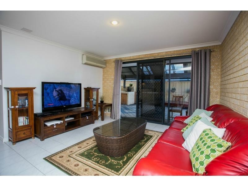 22c Eastdene Circle, Nollamara WA 6061