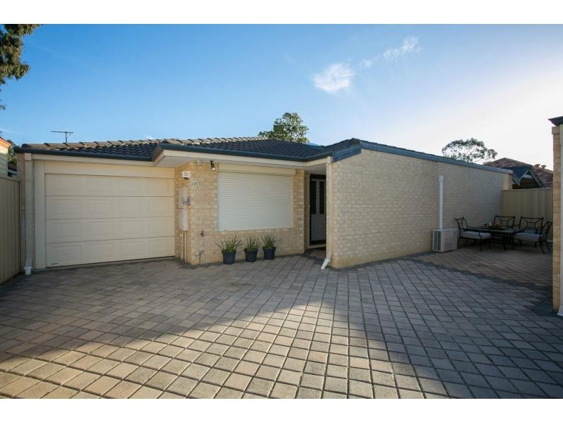 22c Eastdene Circle, Nollamara WA 6061