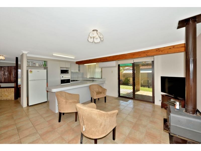 6 Elegant Drive, Greenfields WA 6210