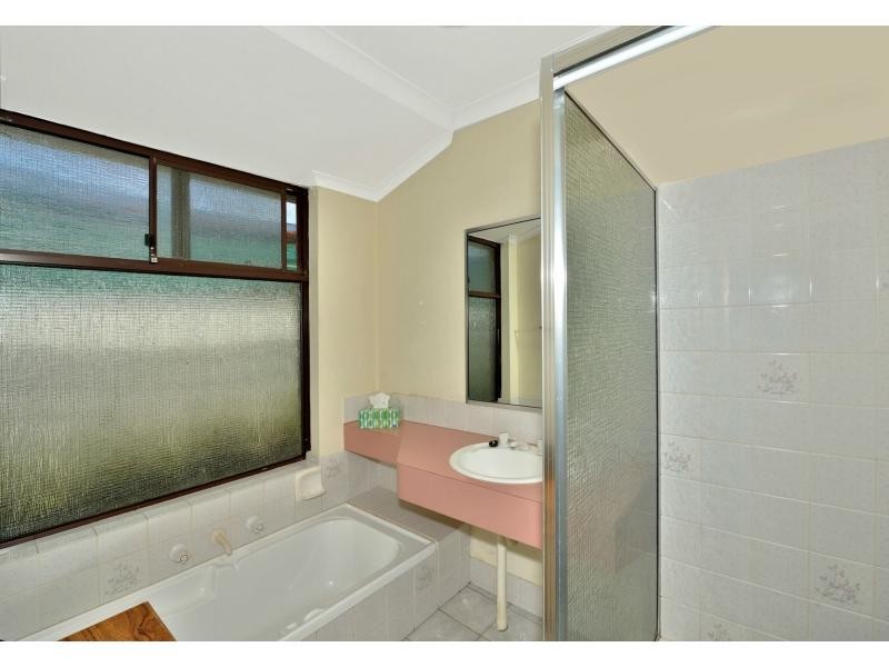 6 Elegant Drive, Greenfields WA 6210