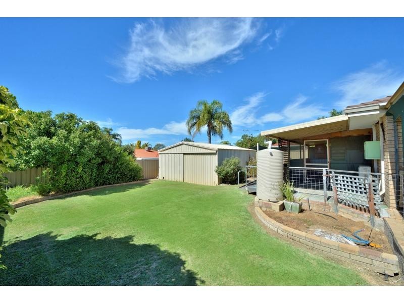 6 Elegant Drive, Greenfields WA 6210