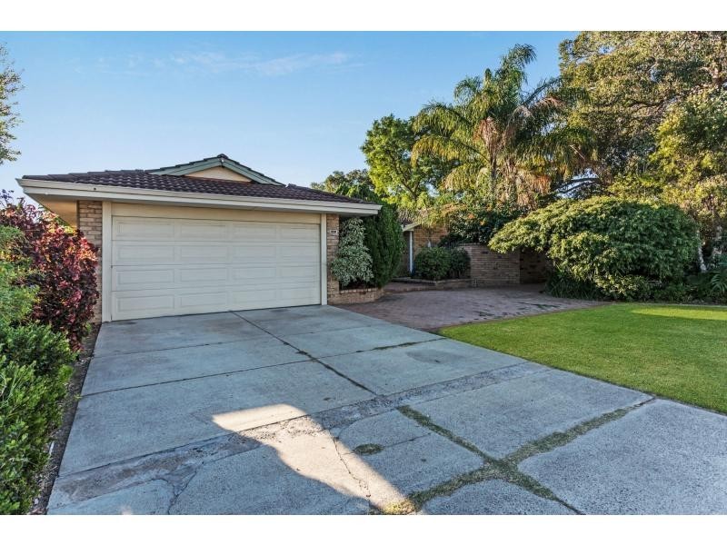 141 Warton Road, Thornlie WA 6108