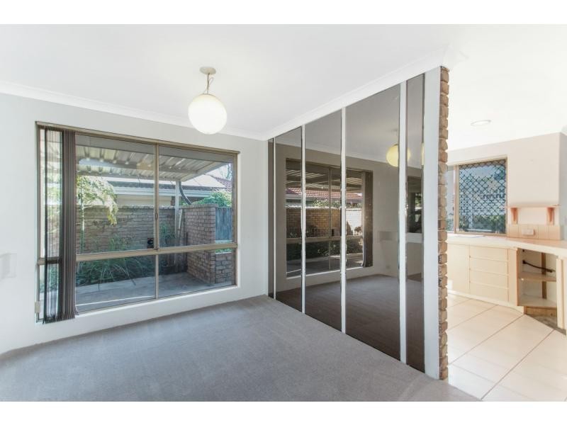 141 Warton Road, Thornlie WA 6108