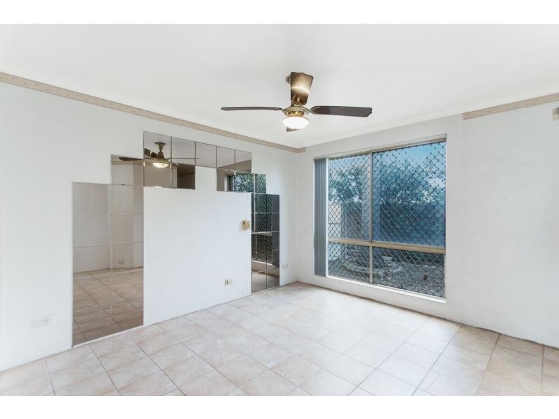 141 Warton Road, Thornlie WA 6108