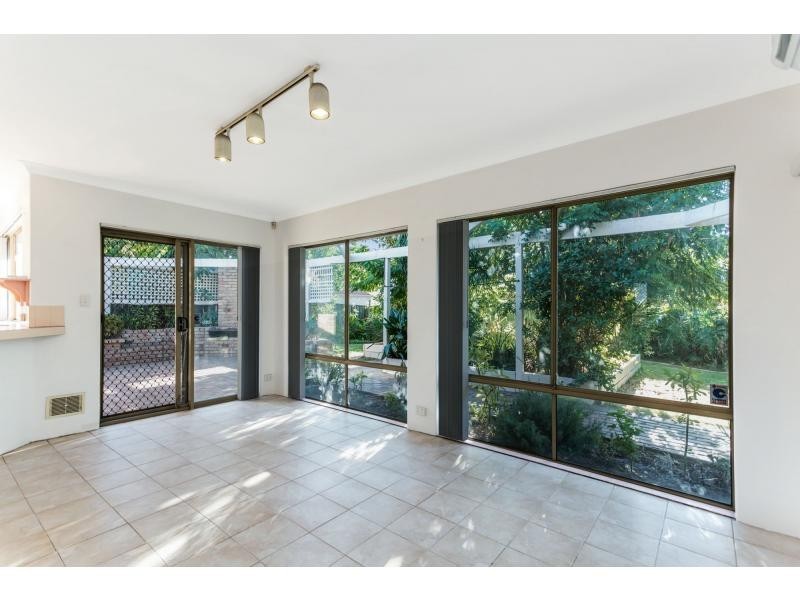 141 Warton Road, Thornlie WA 6108