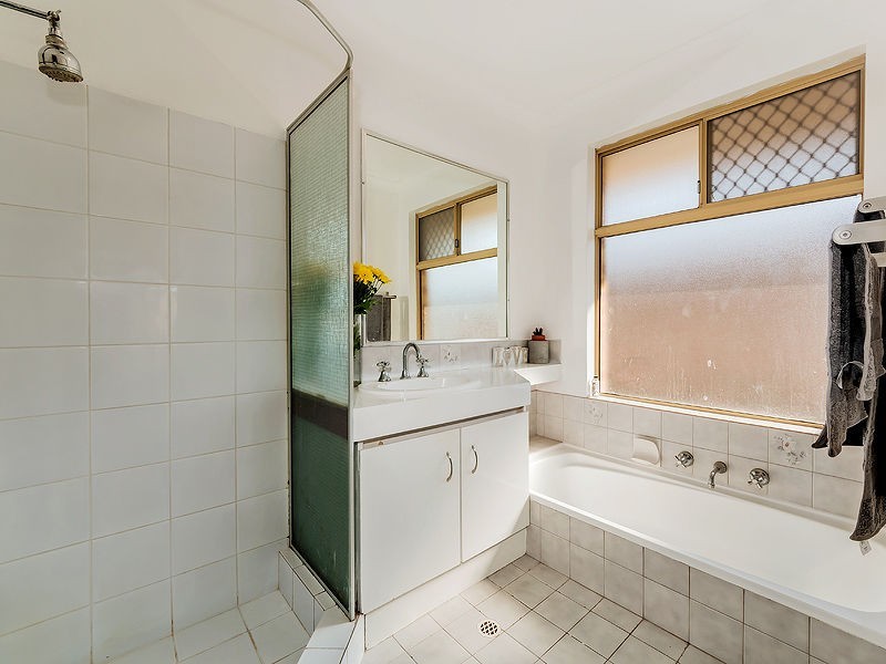 6 Mekong Place, Beechboro WA 6063