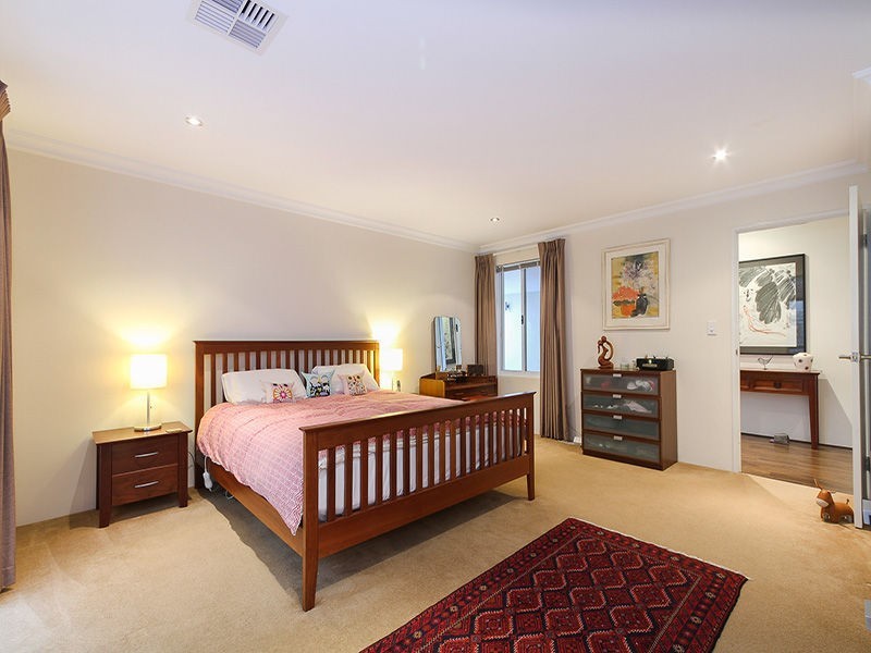 87 Ridgewood Boulevard, Ridgewood WA 6030