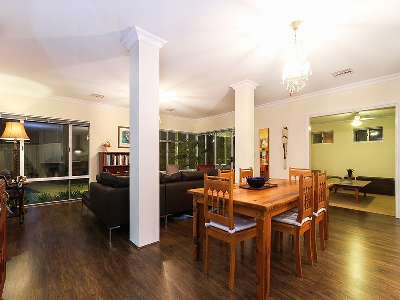 87 Ridgewood Boulevard, Ridgewood WA 6030