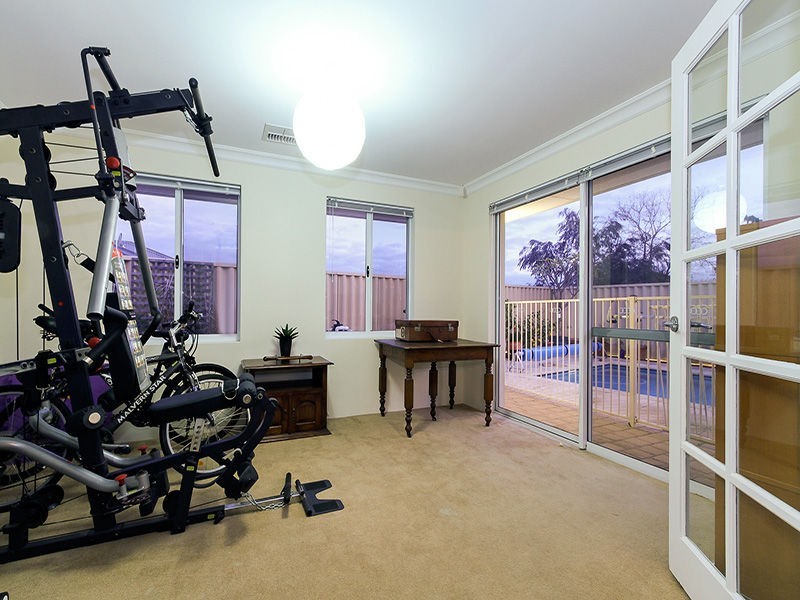 87 Ridgewood Boulevard, Ridgewood WA 6030