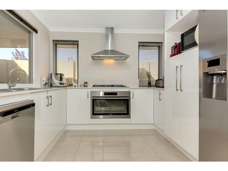 3 Roccella Loop, Ashby WA 6065