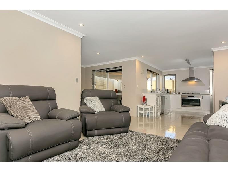 3 Roccella Loop, Ashby WA 6065