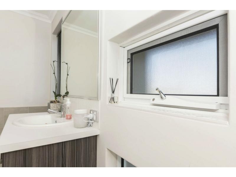 3 Roccella Loop, Ashby WA 6065