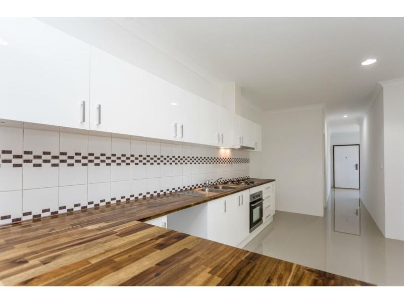 21 Hazelwood Road, Maddington WA 6109