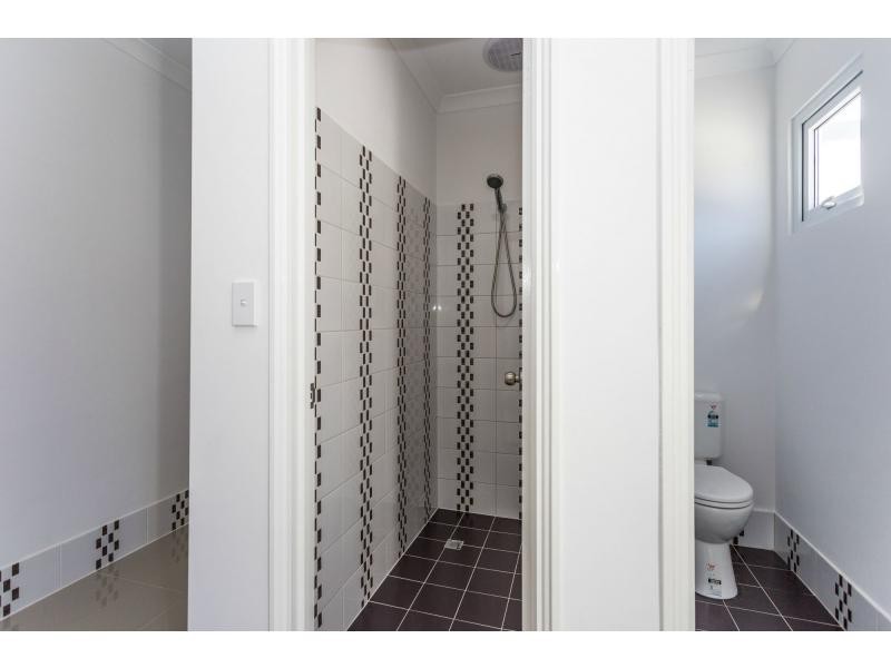 21 Hazelwood Road, Maddington WA 6109