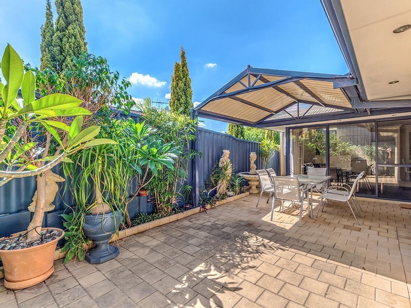 135A Holbeck Street, Doubleview WA 6018