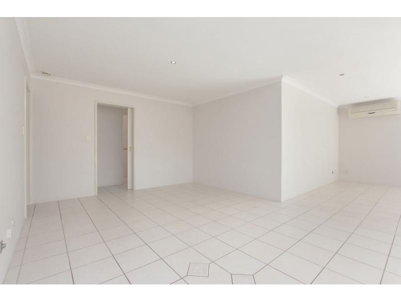 5 Woodbine Loop, Tapping WA 6065