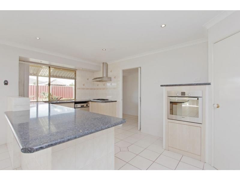 5 Woodbine Loop, Tapping WA 6065