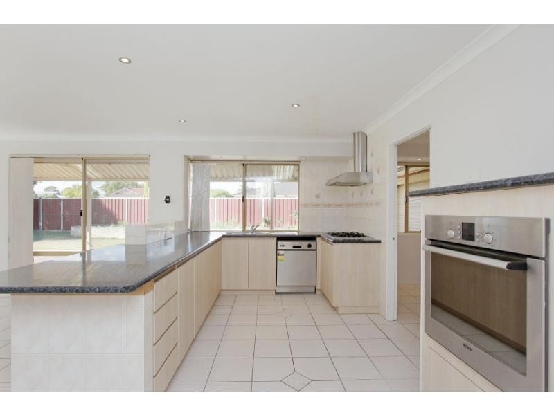 5 Woodbine Loop, Tapping WA 6065