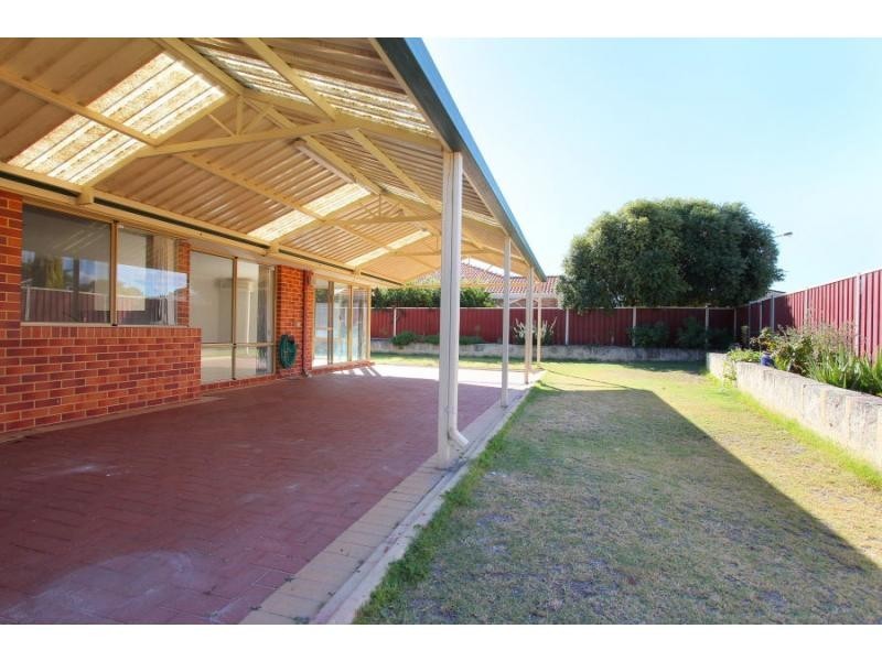 5 Woodbine Loop, Tapping WA 6065