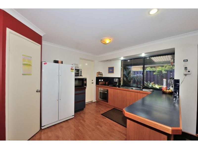 137 Fisher Street, Rockingham WA 6168