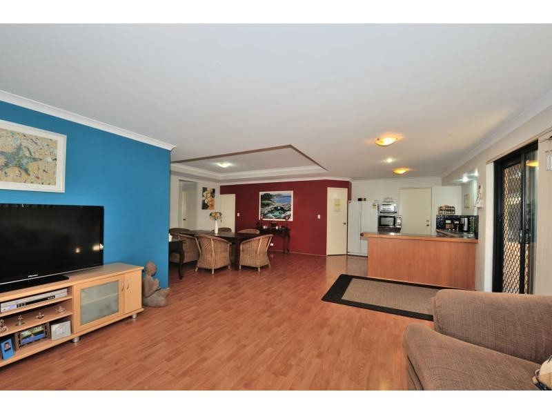 137 Fisher Street, Rockingham WA 6168