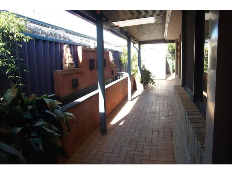 137 Fisher Street, Rockingham WA 6168