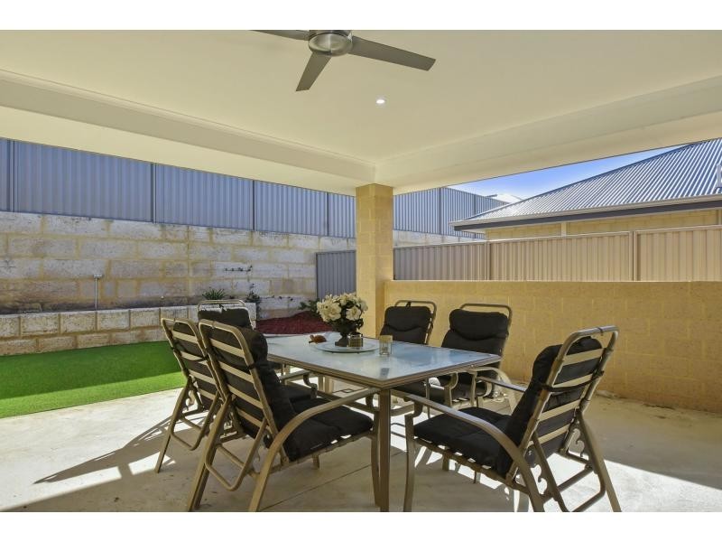 23 Hurd Road, Bullsbrook WA 6084