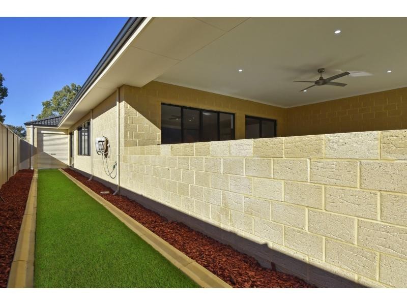 23 Hurd Road, Bullsbrook WA 6084