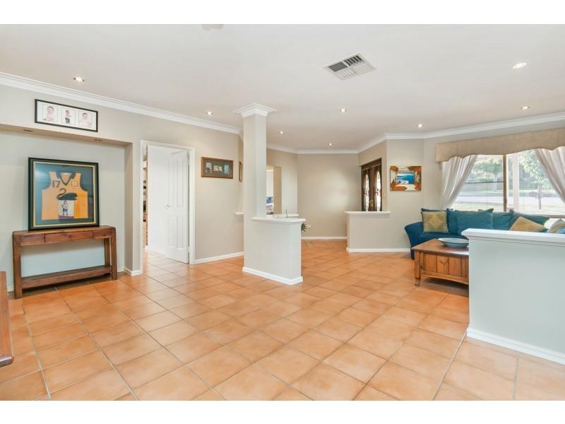 68 La Fayette Boulevard, Bibra Lake WA 6163