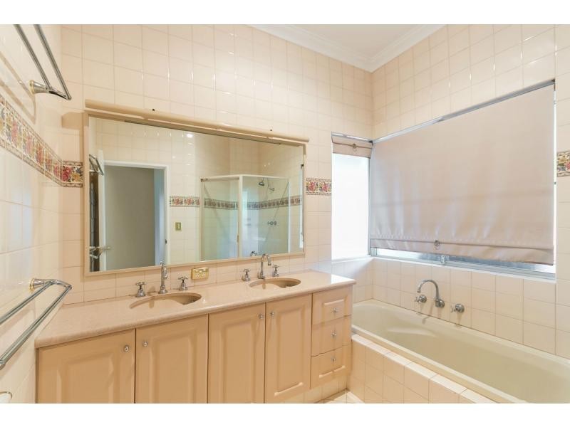 68 La Fayette Boulevard, Bibra Lake WA 6163
