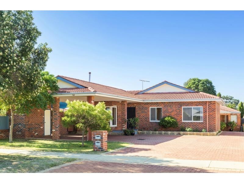 140 Hillsborough Drive, Nollamara WA 6061