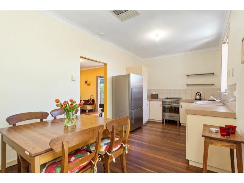 140 Hillsborough Drive, Nollamara WA 6061